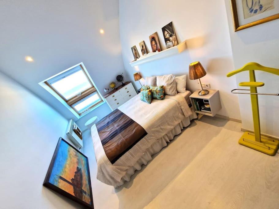 Apartamento Deluxe Vistas Al Mar Burela Exteriör bild