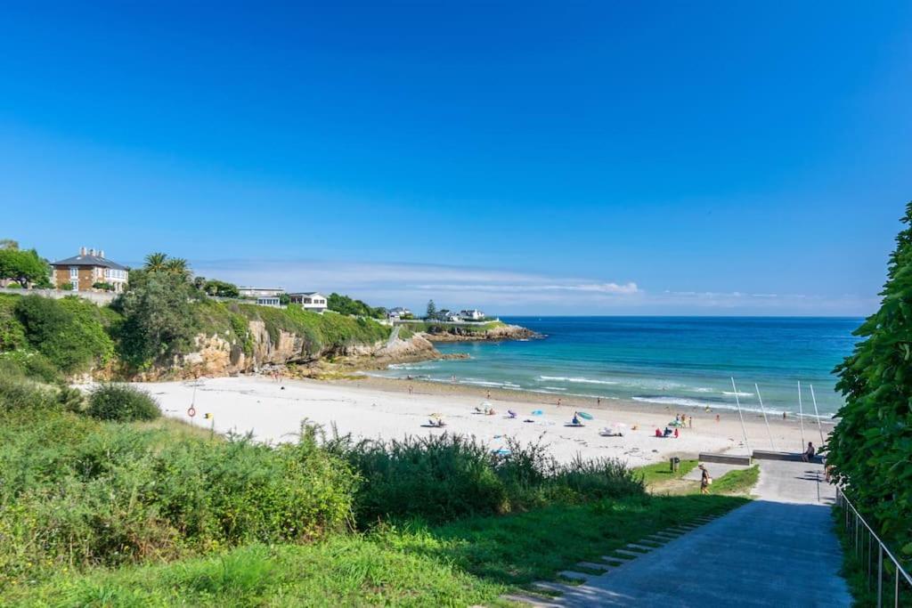 Apartamento Deluxe Vistas Al Mar Burela Exteriör bild