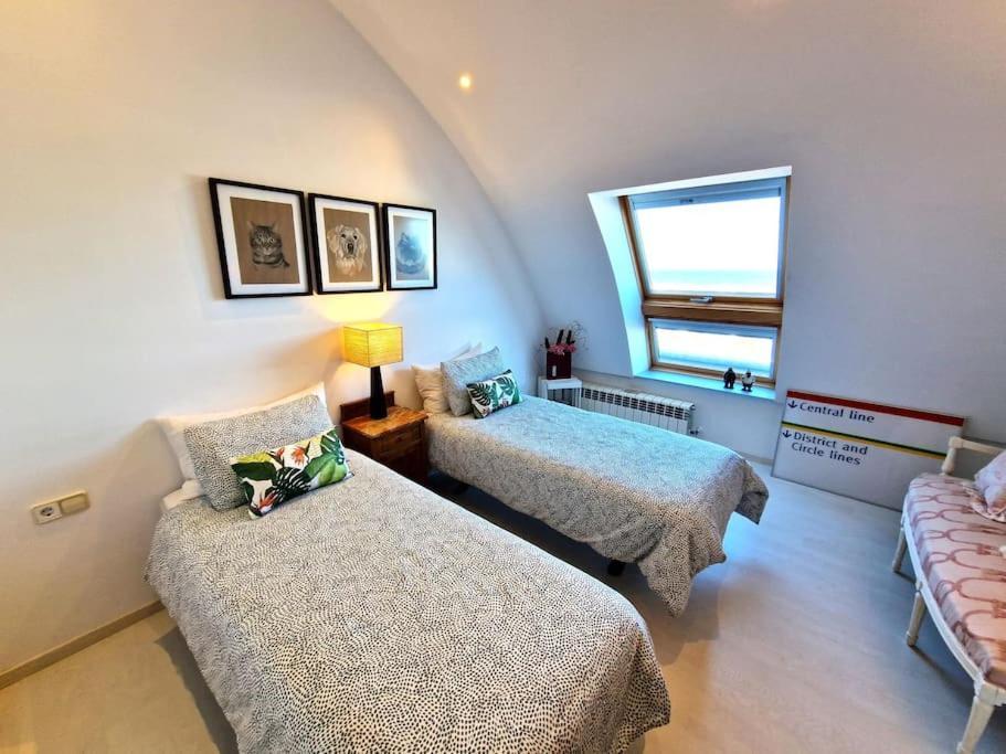 Apartamento Deluxe Vistas Al Mar Burela Exteriör bild